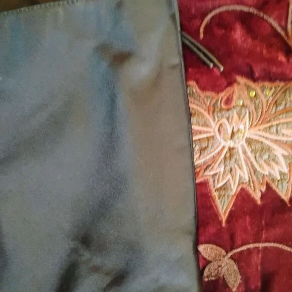 Kate Spade Black Crossbody Bag with Adjustable Strap - Picture 2 of 13